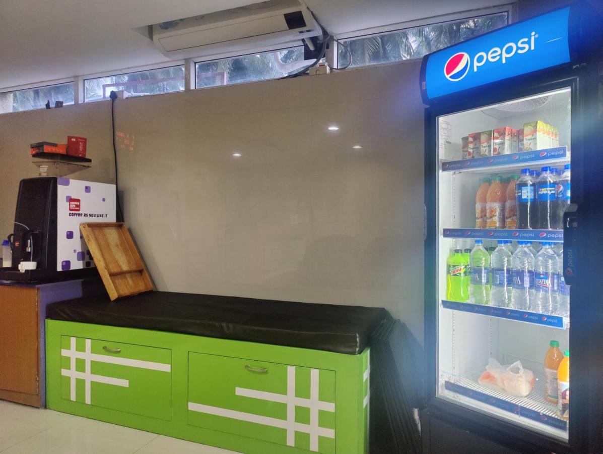 Phoenix Inn Chennai Ngoại thất bức ảnh