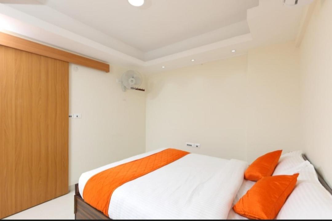 Phoenix Inn Chennai Ngoại thất bức ảnh